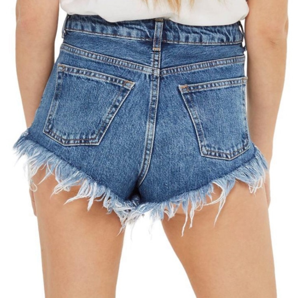 Top Shop Kirk High Waisted High Alex Leg Shorts size 4